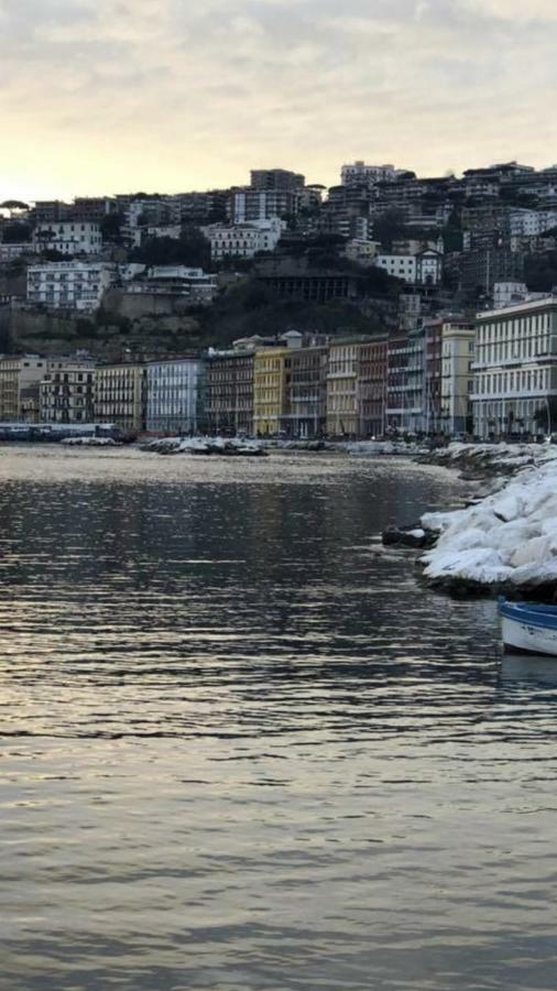 Rosy Monolocale Nel Centro Storico Di Torre Annunziata Di Fronte Scavi Oplonti Lejlighed Eksteriør billede