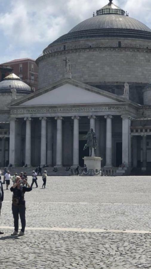 Rosy Monolocale Nel Centro Storico Di Torre Annunziata Di Fronte Scavi Oplonti Lejlighed Eksteriør billede